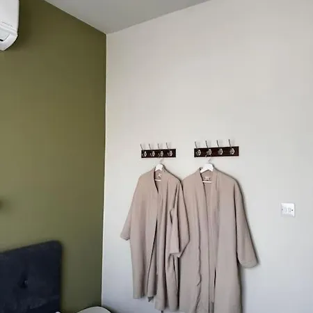 Smart Comfort Roomn7 With Private Bathroom In Location 250m *