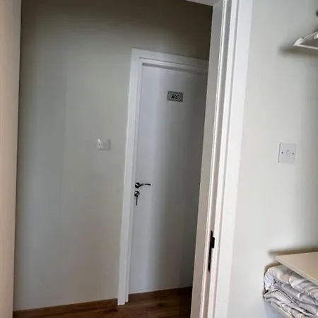 Apartamento Smart Comfort Roomn7 With Private Bathroom In Location 250m