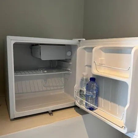 Smart Comfort Roomn7 With Private Bathroom In Location 250m