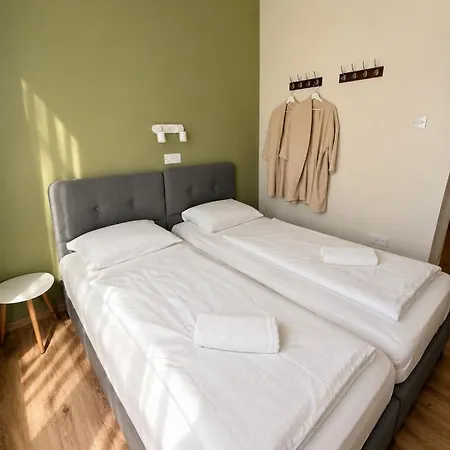 Smart Comfort Roomn7 With Private Bathroom In Location 250m Апартаменты Лимасол
