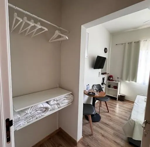 Appartamento Smart Comfort Roomn7 With Private Bathroom In Location 250m